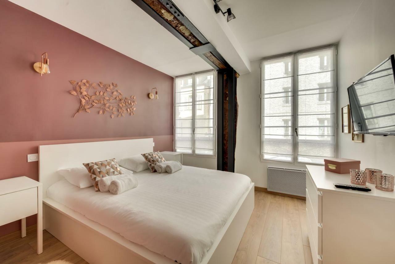Beautiful Triplex In The Center Of Paris Exterior photo